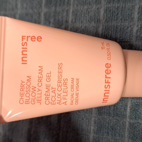 Cherry Blossom Glow Jelly Cream - Pink and Green New In Box 15ml/ 0.50fl Korean - Picture 2 of 3